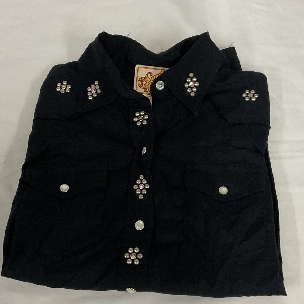 EUC Woman’s Soul revival button down shirt